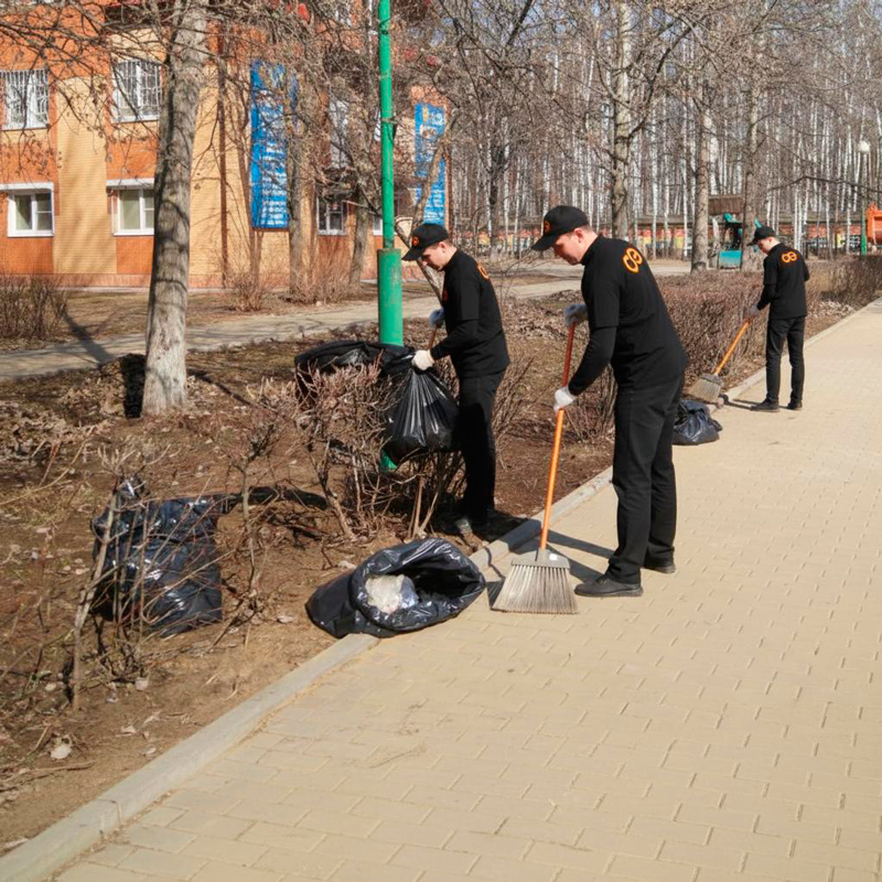 Уборка территории  в Судже